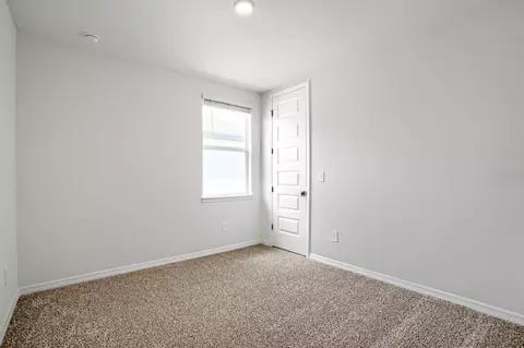 Bedroom - 2332 Citrus Bloom Dr, Bartow, FL 33830 photo 6 of 9