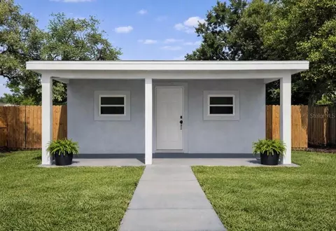 8906 N Albany Ave, Tampa, FL 33604