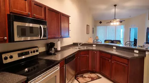 Kitchen - 1651 Hammocks Ave, Lutz, FL 33549 photo 2 of 3