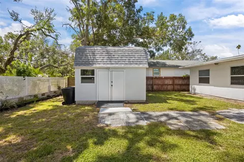 Exterior - 1781 Apache Trl, Clearwater, FL 33755 photo 2 of 6