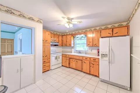 Kitchen - 1675 N Tate Ave, Bartow, FL 33830 photo 1 of 2