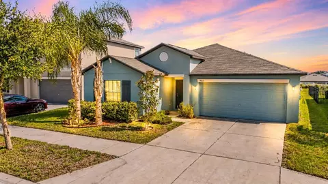 9625 Sage Creek Dr, Sun City Center, FL 33573