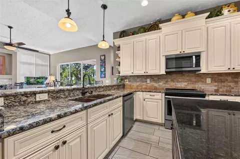 Kitchen - 2941 Wilderness Blvd E, Parrish, FL 34219 photo 6 of 8