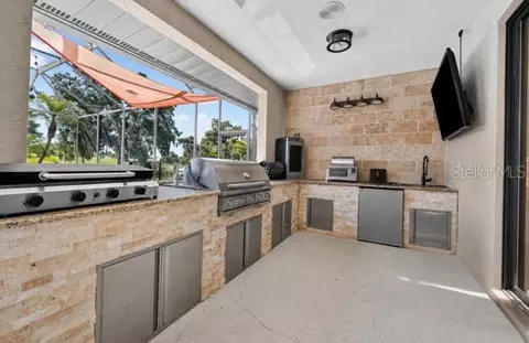 Kitchen - 2941 Wilderness Blvd E, Parrish, FL 34219 photo 8 of 8