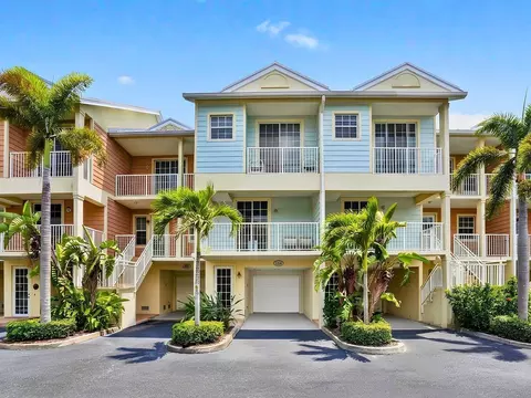3248 Mangrove Point Dr, Ruskin, FL 33570