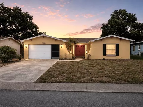 8433 Moulton Dr, Port Richey, FL 34668
