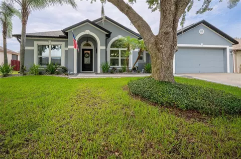 Exterior - 12408 Riverglen Dr, Riverview, FL 33569 photo 4 of 11