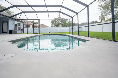 Exterior - 12408 Riverglen Dr, Riverview, FL 33569 photo 8 of 11
