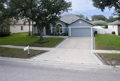 Exterior - 12408 Riverglen Dr, Riverview, FL 33569 photo 3 of 11