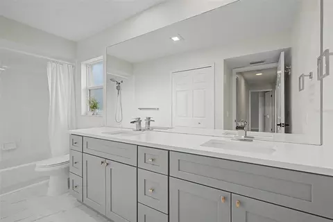 Bath - 2815 89th Ave E, Parrish, FL 34219 photo 6 of 7