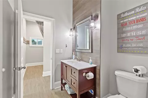 Bath - 15710 Colding Loop, Wimauma, FL 33598 photo 4 of 6