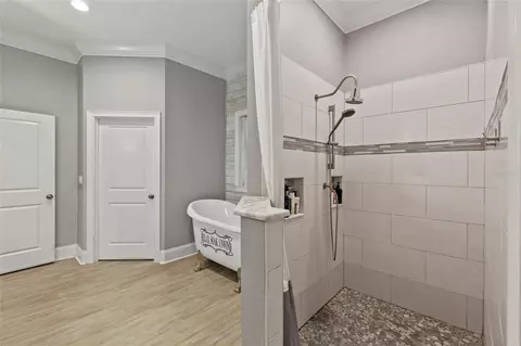 Bath - 15710 Colding Loop, Wimauma, FL 33598 photo 1 of 6