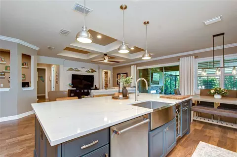 Kitchen - 10405 Tree Skylark Pl, Riverview, FL 33569 photo 4 of 6