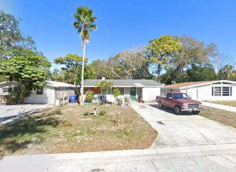 7303 51st Ave N, Saint Petersburg, FL 33709