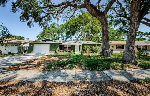 7241 56th Ave N, Saint Petersburg, FL 33709