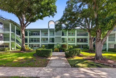 4819 8th Ave N #201, Saint Petersburg, FL 33713
