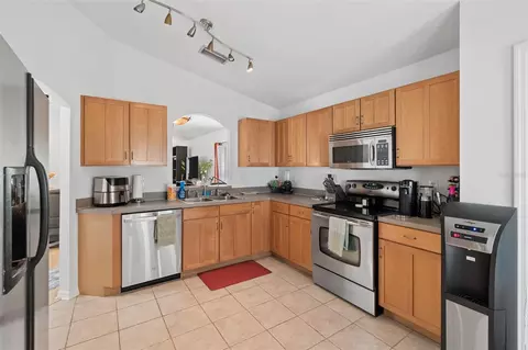 Kitchen - 10731 Navigation Dr, Riverview, FL 33579 photo 2 of 4