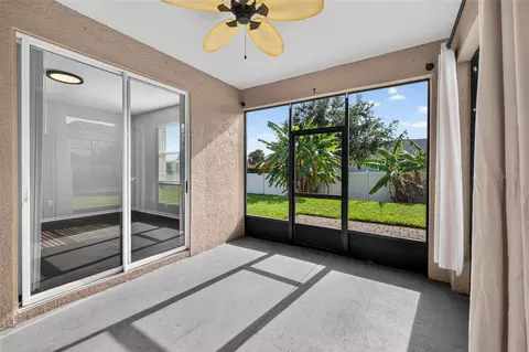 Exterior - 14013 Hollow Leaf Pl, Riverview, FL 33579 photo 3 of 5