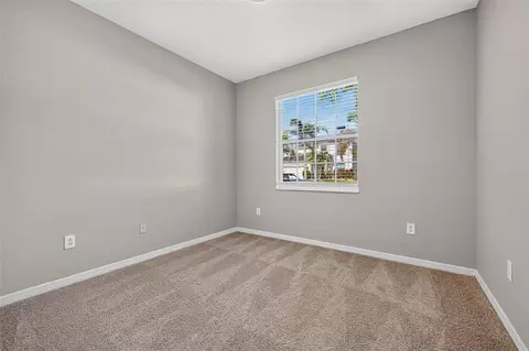Bedroom - 14013 Hollow Leaf Pl, Riverview, FL 33579 photo 3 of 4