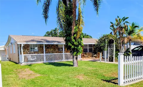 6006 N Hubert Ave, Tampa, FL 33614