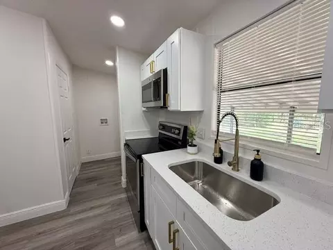 17044 Eldridge Ave, Spring Hill, FL 34610 photo 10
