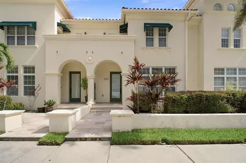 2557 W Platt St, Tampa, FL 33609