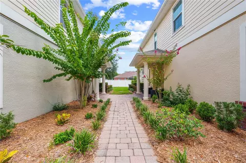 Exterior - 3535 Sanctuary Dr, Saint Cloud, FL 34769 photo 5 of 10