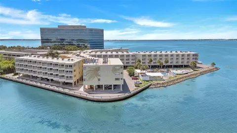2506 N Rocky Point Dr #454, Tampa, FL 33607