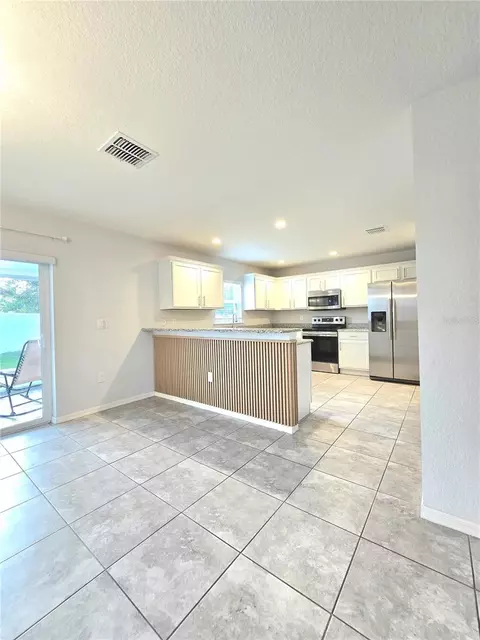 Kitchen - 9553 Tocobaga Pl, Riverview, FL 33578 photo 1 of 4