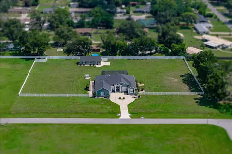 37405 Highridge Dr, Dade City, FL 33525