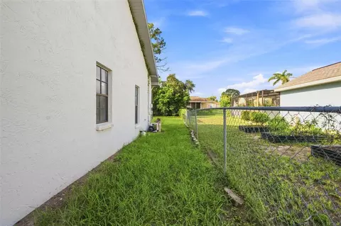 Exterior - 12018 Villa Rd, Spring Hill, FL 34609 photo 14 of 15