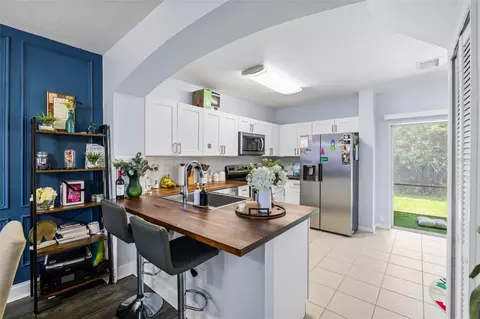 Kitchen - 6105 Olivedale Dr, Riverview, FL 33578 photo 1 of 4