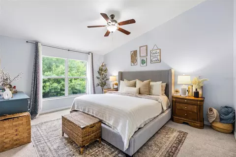 Bedroom - 6105 Olivedale Dr, Riverview, FL 33578 photo 4 of 6