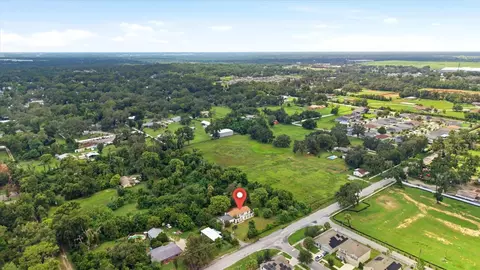 View/Area - 403 S Parsons Ave, Seffner, FL 33584 photo 6 of 13