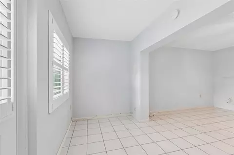 Living - 2131 Ridge Rd S #99, Largo, FL 33778 photo 2 of 2