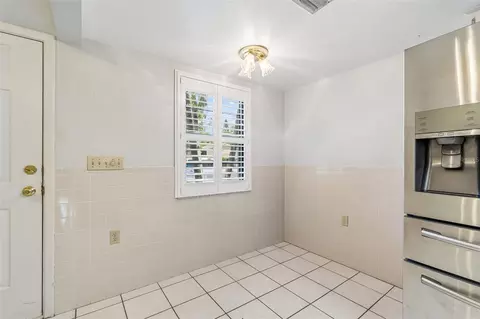Kitchen - 2131 Ridge Rd S #99, Largo, FL 33778 photo 1 of 6