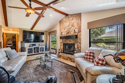 Living - 13203 Spindlewyck Cv, Riverview, FL 33569 photo 1 of 2