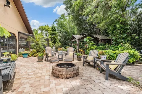Exterior - 13203 Spindlewyck Cv, Riverview, FL 33569 photo 10 of 17