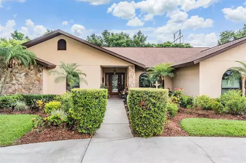 Exterior - 13203 Spindlewyck Cv, Riverview, FL 33569 photo 5 of 17