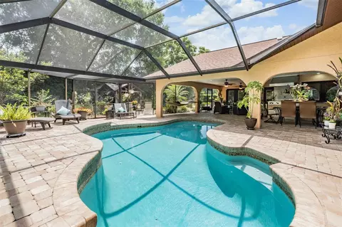 Exterior - 13203 Spindlewyck Cv, Riverview, FL 33569 photo 2 of 17