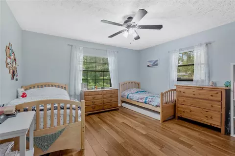 Bedroom - 8513 Dee Cir, Riverview, FL 33569 photo 4 of 4