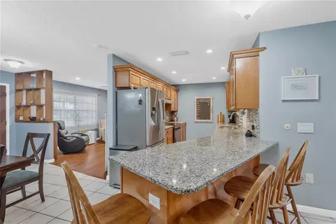 Kitchen - 8513 Dee Cir, Riverview, FL 33569 photo 1 of 3
