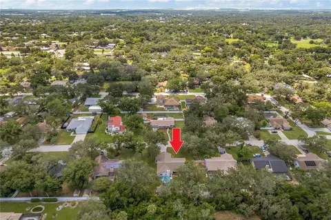 View/Area - 8513 Dee Cir, Riverview, FL 33569 photo 4 of 5