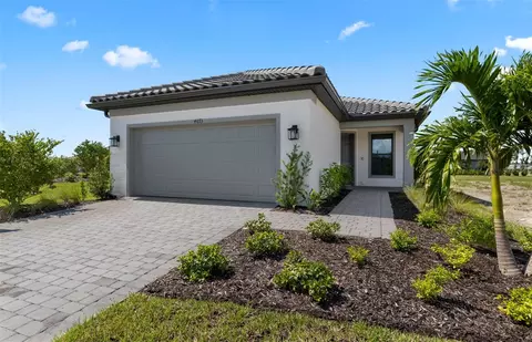 1758 Blue Star Ct, North Port, FL 34289