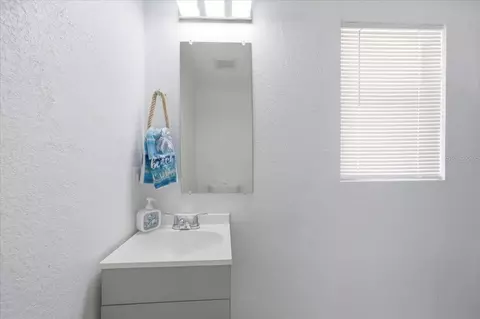 Bath - 3385 Holly Springs Dr, Hernando Beach, FL 34607 photo 2 of 3