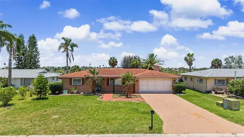 3837 Topsail Trl, New Port Richey, FL 34652