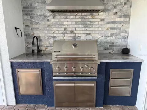 Kitchen - 5092 Kilty Ct E, Bradenton, FL 34203 photo 7 of 7