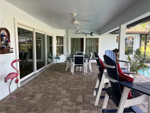 Exterior - 5092 Kilty Ct E, Bradenton, FL 34203 photo 6 of 9