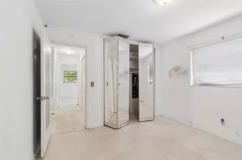 Bedroom - 11435 Oval Dr E, Largo, FL 33774 photo 5 of 6