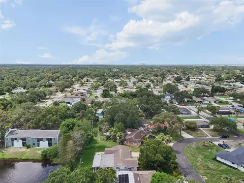 View/Area - 11435 Oval Dr E, Largo, FL 33774 photo 8 of 8